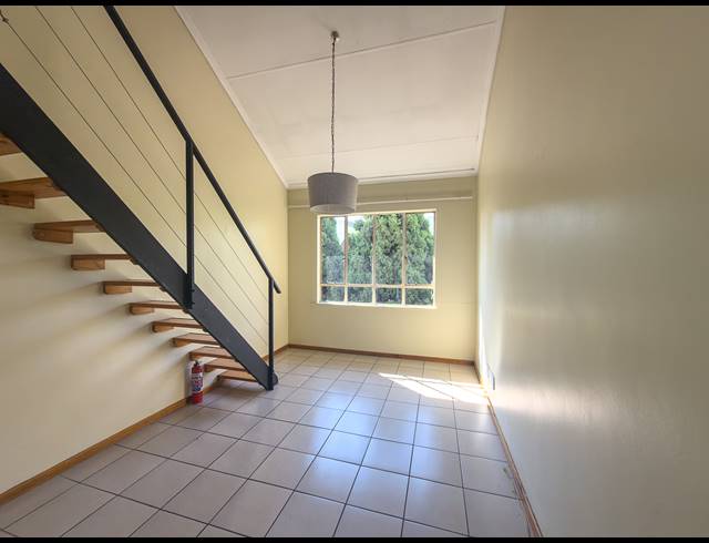 1 BEDROOM APARTMENT FOR SALE IN HATFIELD